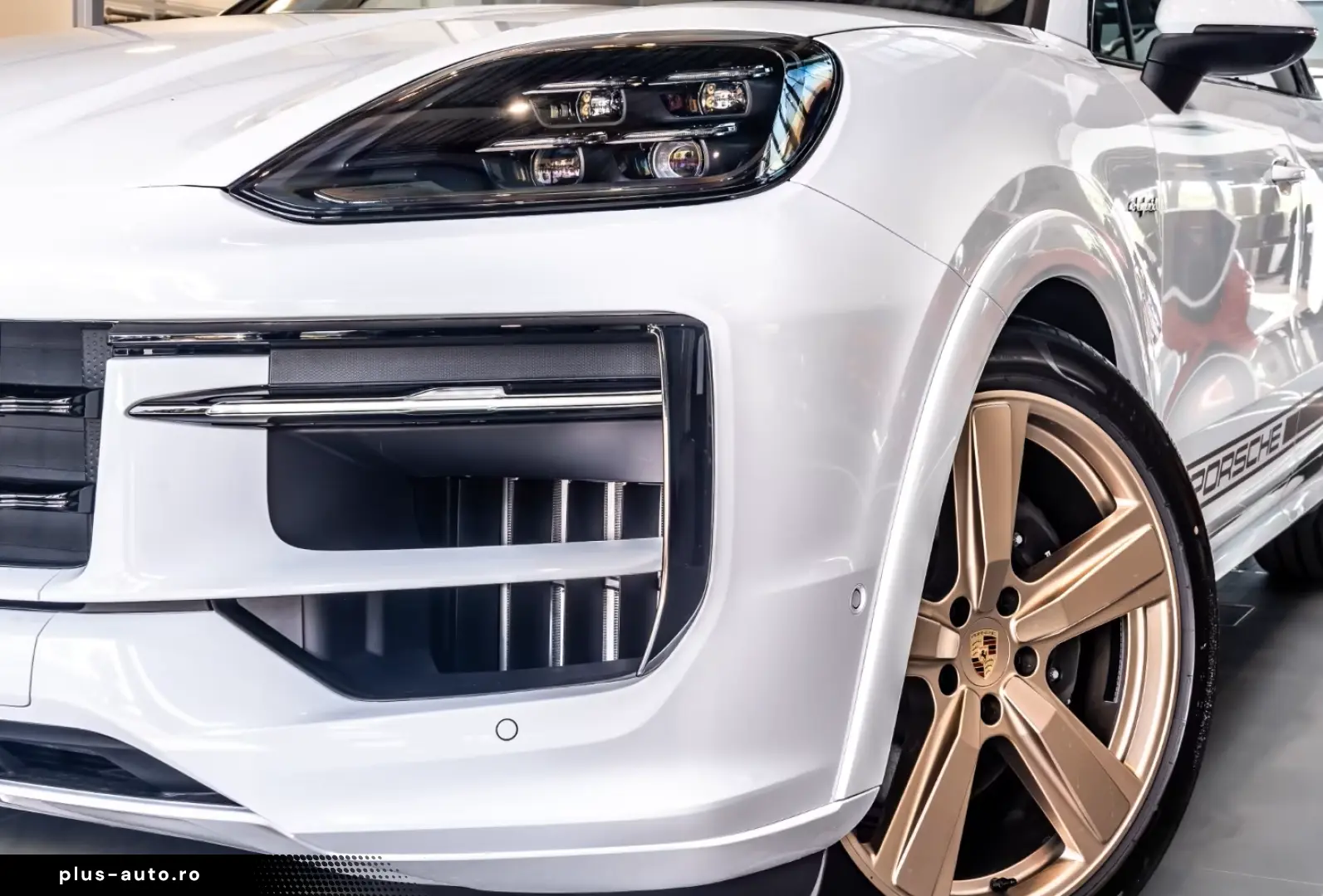 Porsche Cayenne Masaj E-Hybrid Burmester SportDesign