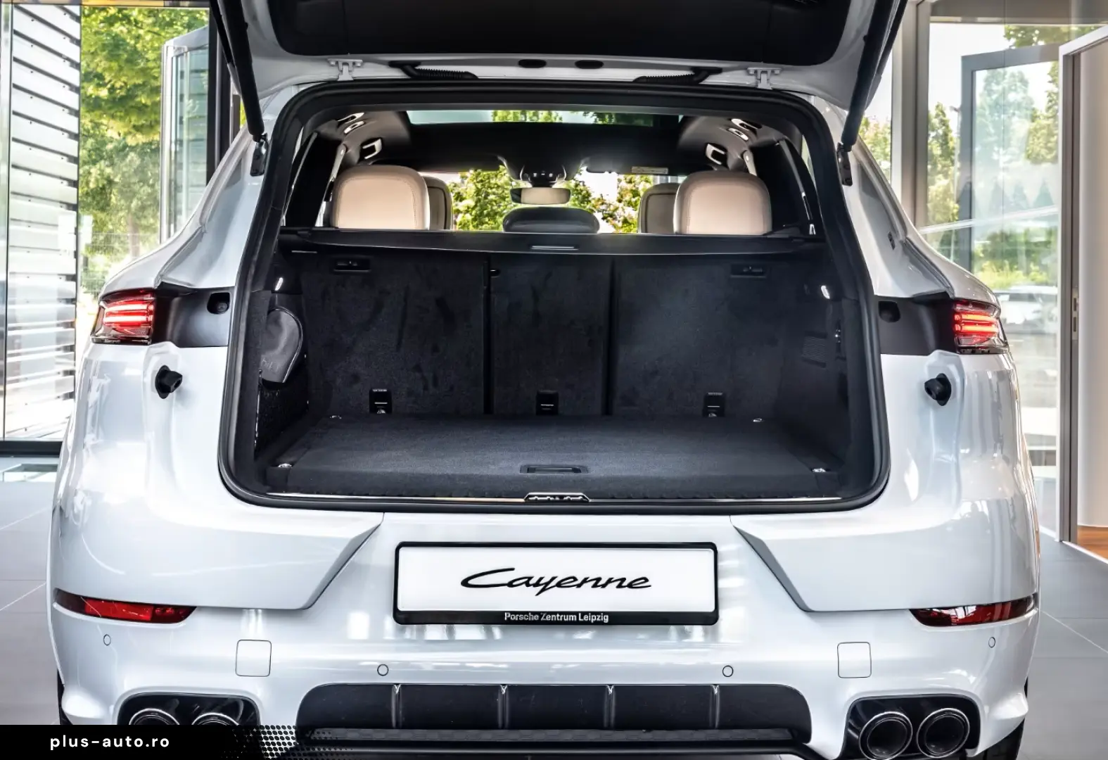 Porsche Cayenne Masaj E-Hybrid Burmester SportDesign