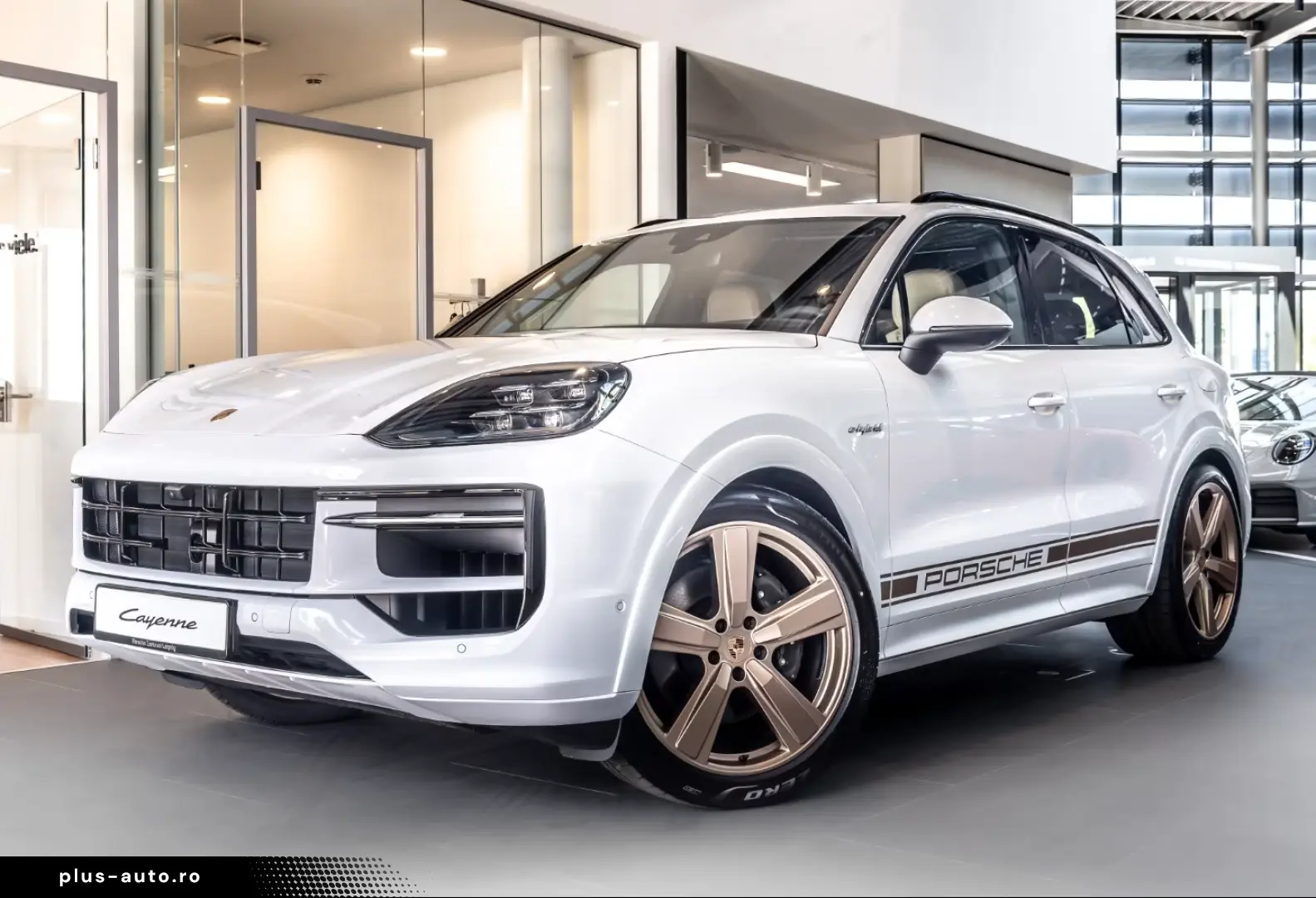 Porsche Cayenne Masaj E-Hybrid Burmester SportDesign