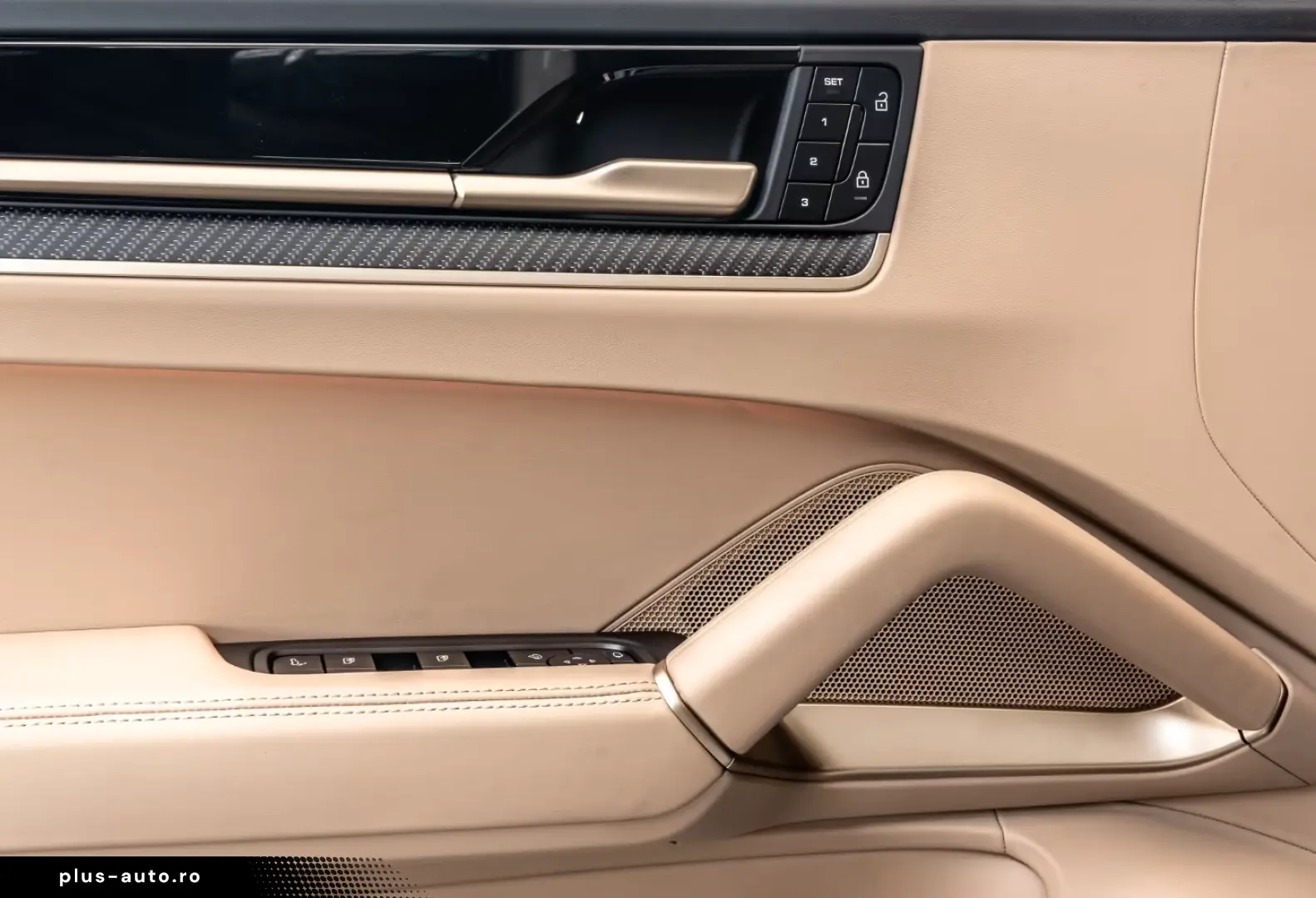 Porsche Cayenne Masaj E-Hybrid Burmester SportDesign