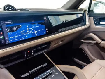 Porsche Cayenne Masaj E-Hybrid Burmester SportDesign