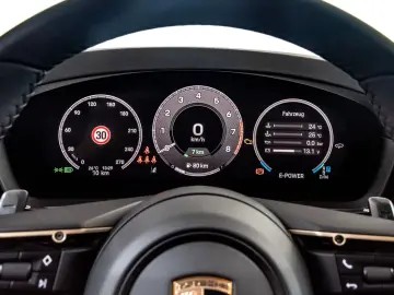 Porsche Cayenne Masaj E-Hybrid Burmester SportDesign