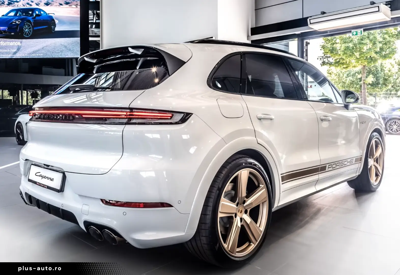 Porsche Cayenne Masaj E-Hybrid Burmester SportDesign