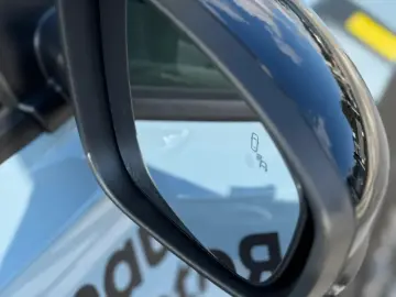 Renault 4 R E-Tech 52 kWh Iconic