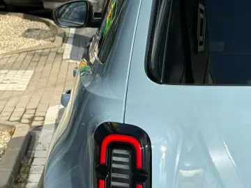 Renault 4 R E-Tech 52 kWh Iconic