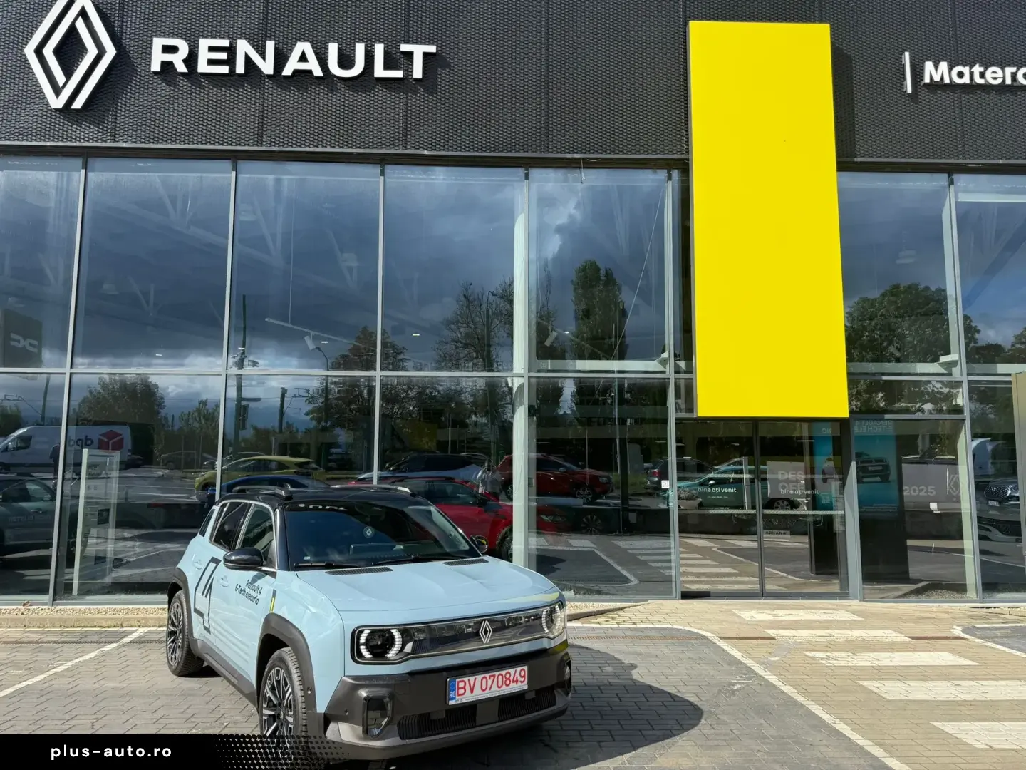 Renault 4 R E-Tech 52 kWh Iconic