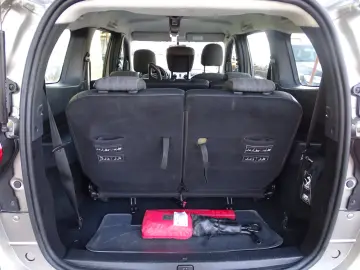 DACIA LODGY 1.6 MPI 2014 7 LOCURI