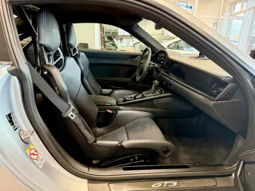 911 992 GT3 Clubsport Carbon BOSE Schalensite