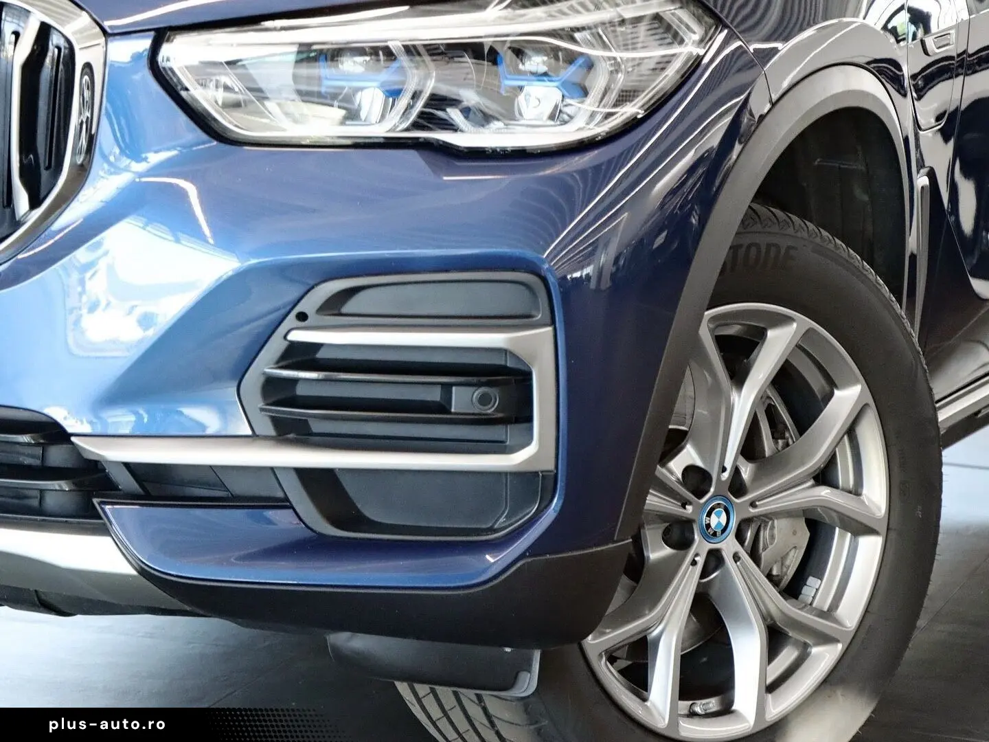 X5 xDrive45e xLine