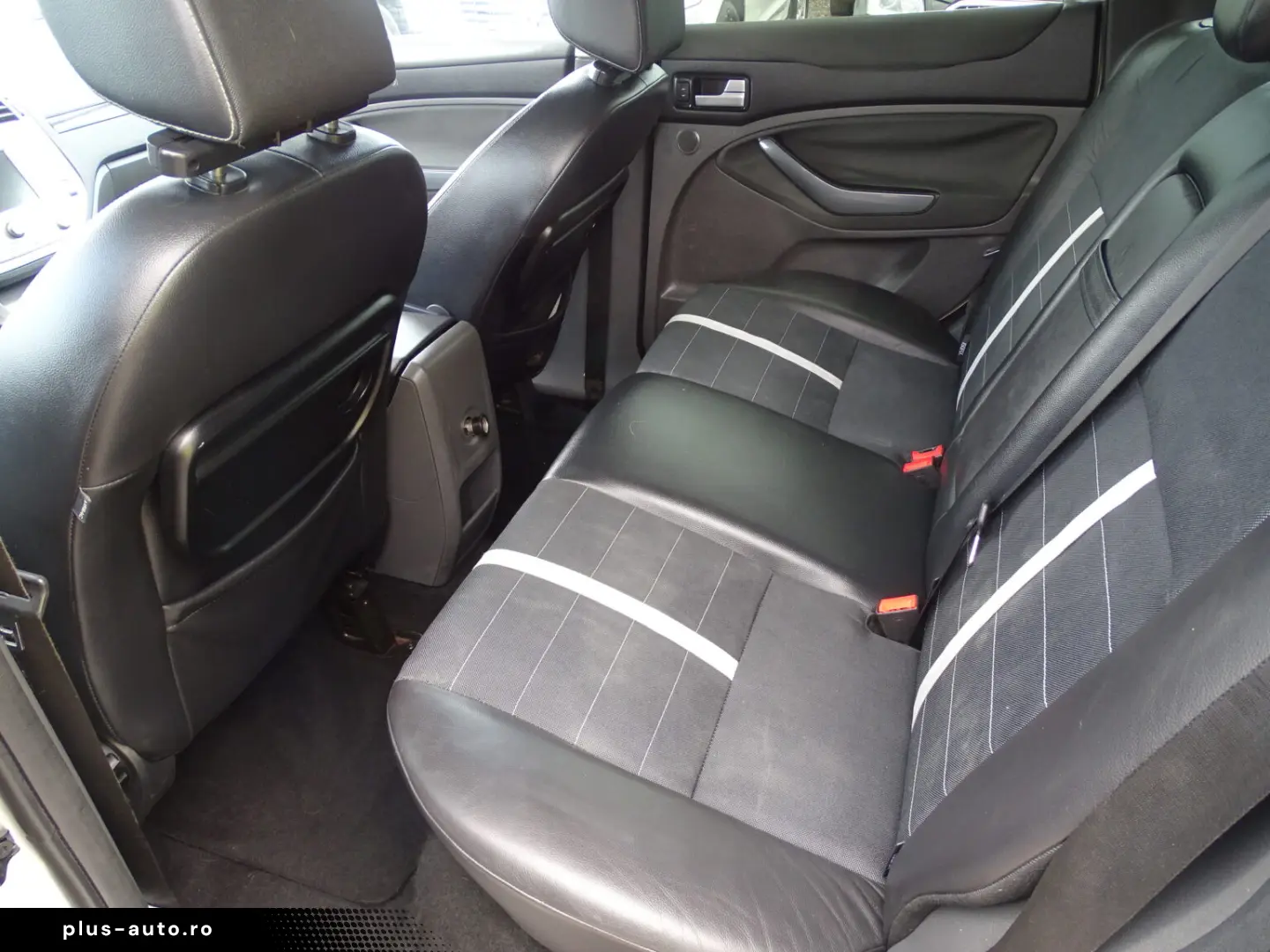 FORD KUGA 2.0 TDCI TITANIUM 4X4