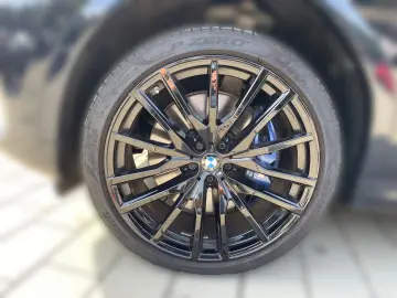 X6 M50i HUD Laser Pano DA Prof. 22'' LC Pro AHK