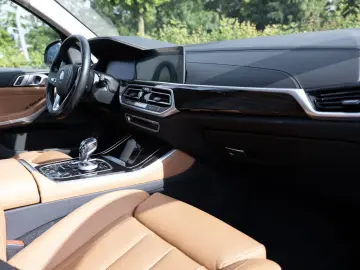 X5 xDrive 45e X-Line PANO HUD LASER LED ACC NAVI