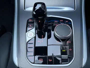 X5 45e xD XLINE PANO LASER HUD KAM KEY SPORTSITZ