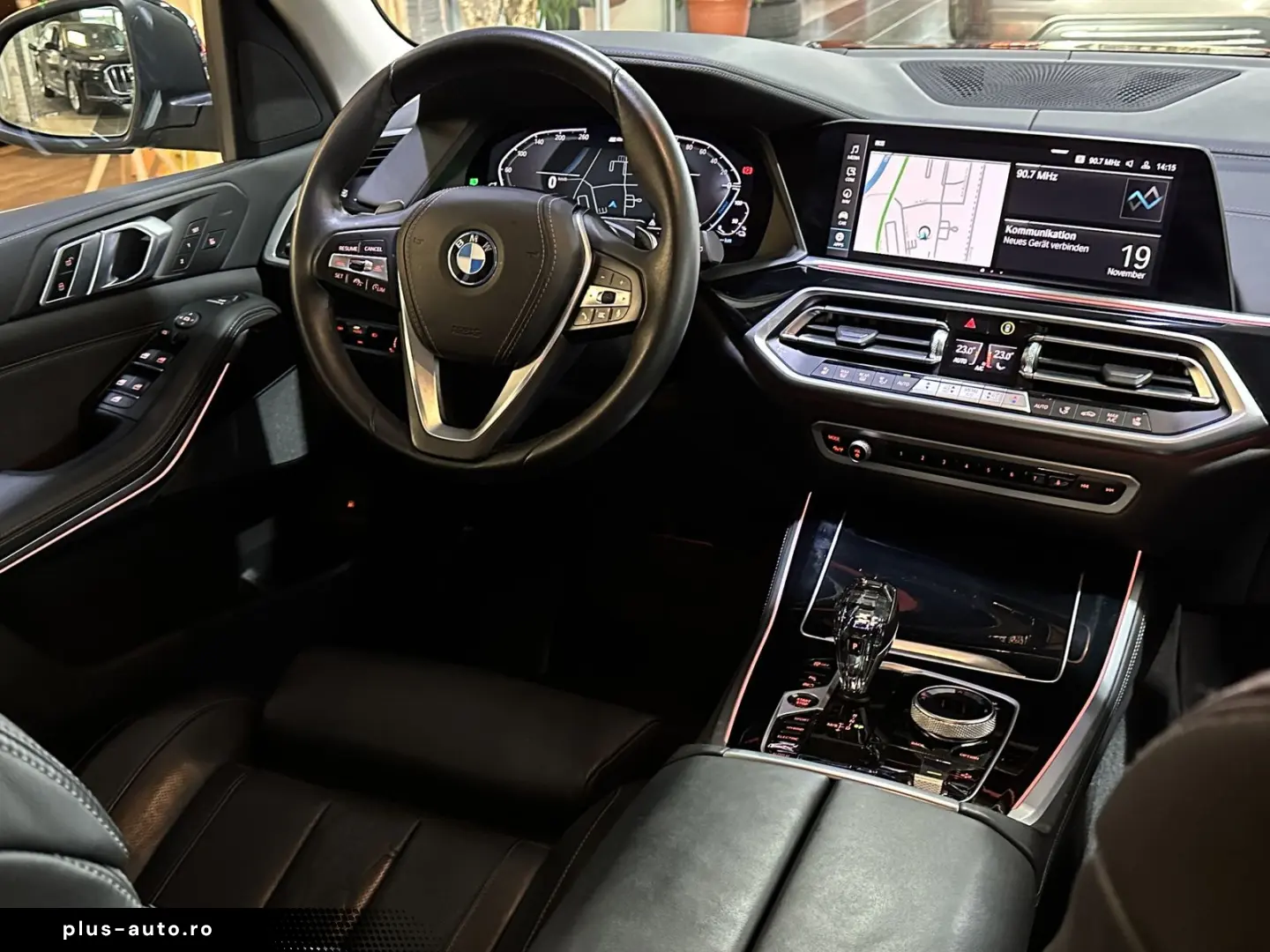 X5 45e Innovations 4XSHZ LED R.Cam Nav HUD 22LM