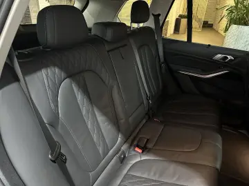 X5 45e Innovations 4XSHZ LED R.Cam Nav HUD 22LM