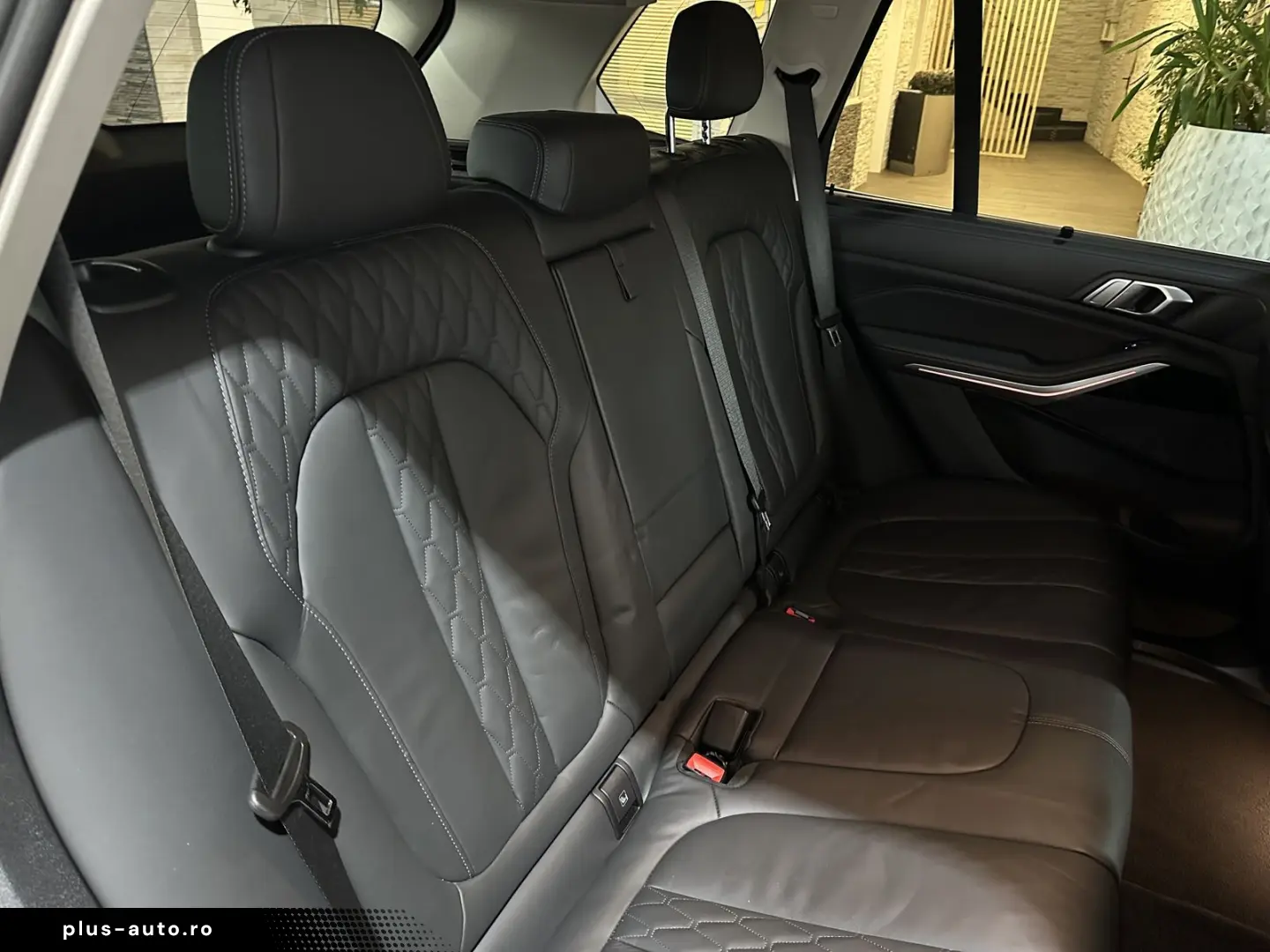 X5 45e Innovations 4XSHZ LED R.Cam Nav HUD 22LM