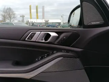 X5 xDrive45e M Sport Laser