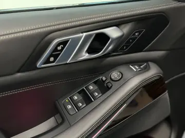 X5 30 d xDrive M Sport  LED WIDESCREEN KAM