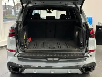 X5 30 d xDrive M Sport  LED WIDESCREEN KAM
