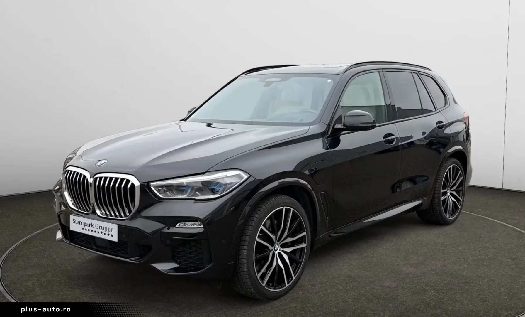 X5 xDr45e MSport Massage Ventilation DisplayKey 360 H&K HUD