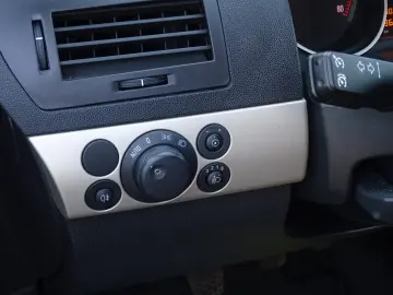 OPEL ASTRA H 1.4 MPI 2008