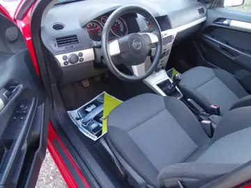 OPEL ASTRA H 1.4 MPI 2008