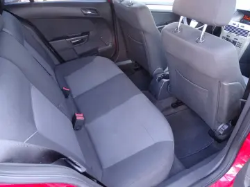 OPEL ASTRA H 1.4 MPI 2008