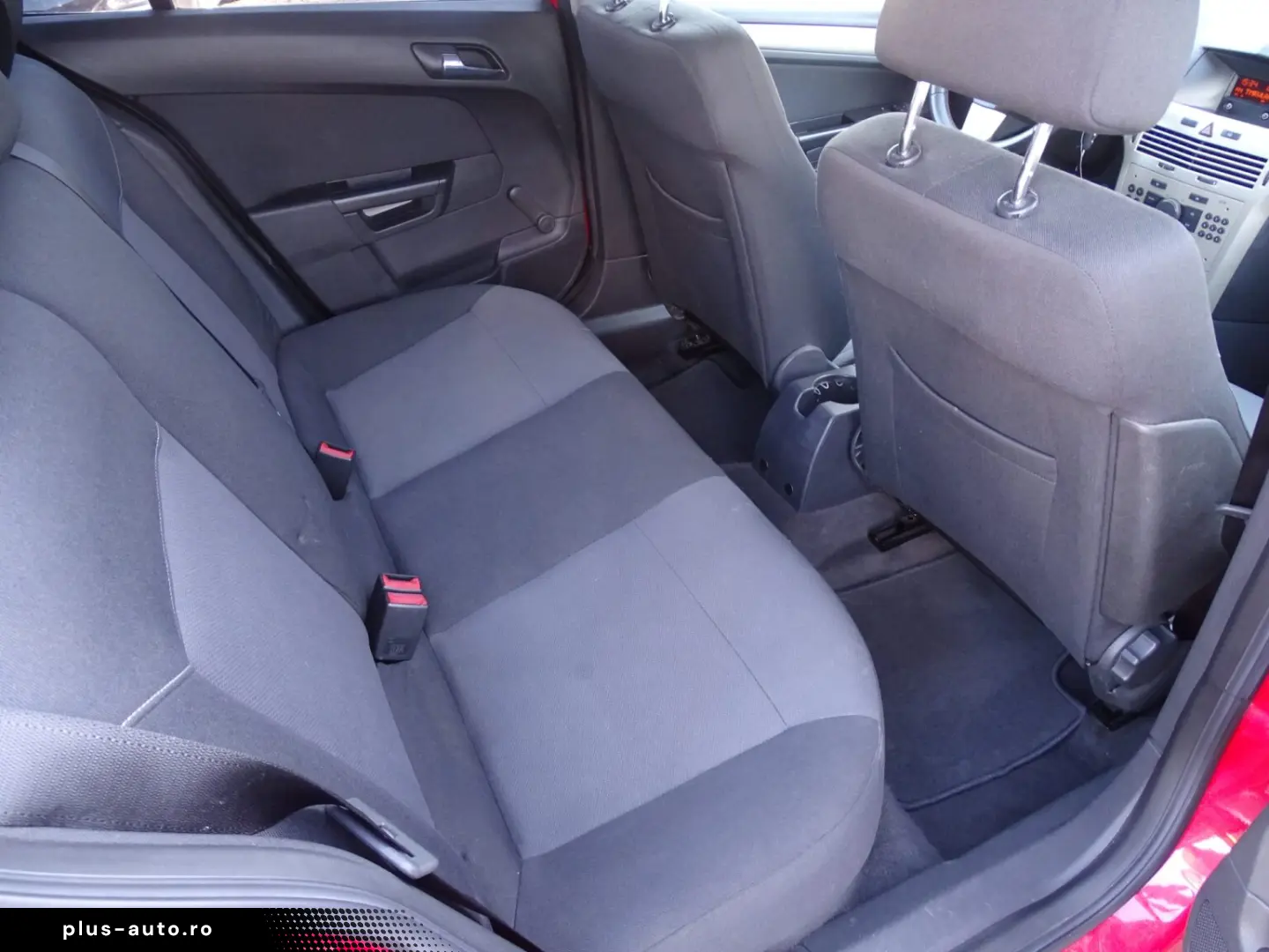 OPEL ASTRA H 1.4 MPI 2008