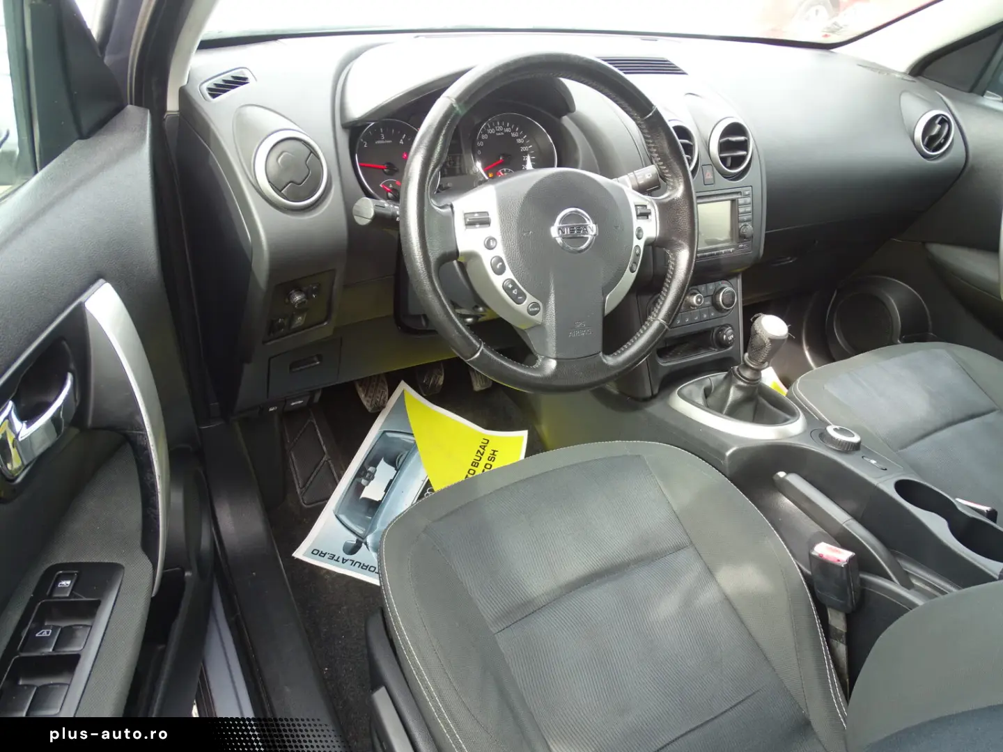 NISSAN QASHQAI 1.6 DCI 4X4 2012