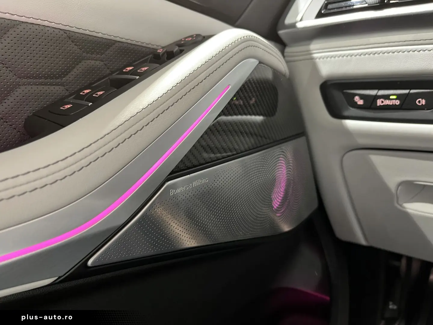 X5 M Competition M-Driver's-Package AHK B&W