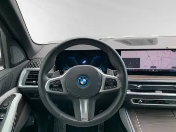 X5 xDrive50e M Sport AHK SkyLounge H K LCProf.