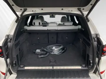 X5 xDrive50e M Sport AHK SkyLounge H K LCProf.