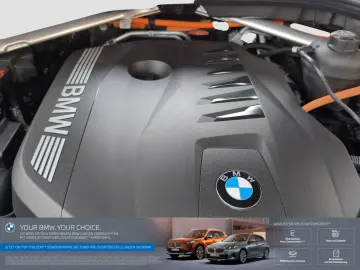 X5 xDrive50e M Sport AHK Harman K Kamera LED