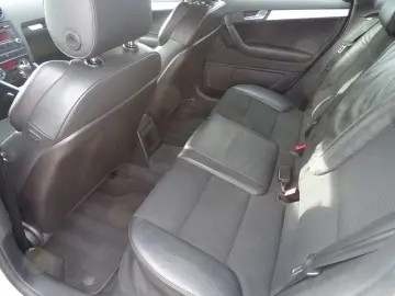 AUDI A3 2.0 TDI AUTOMAT S LINE 2010