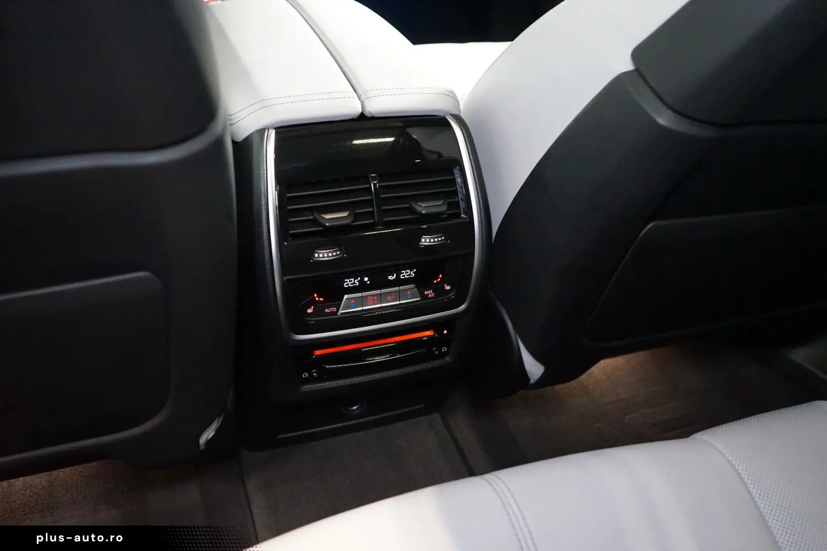 M COMPE xDRIVE TOW WARRANTY H K 76.942€ NETTO