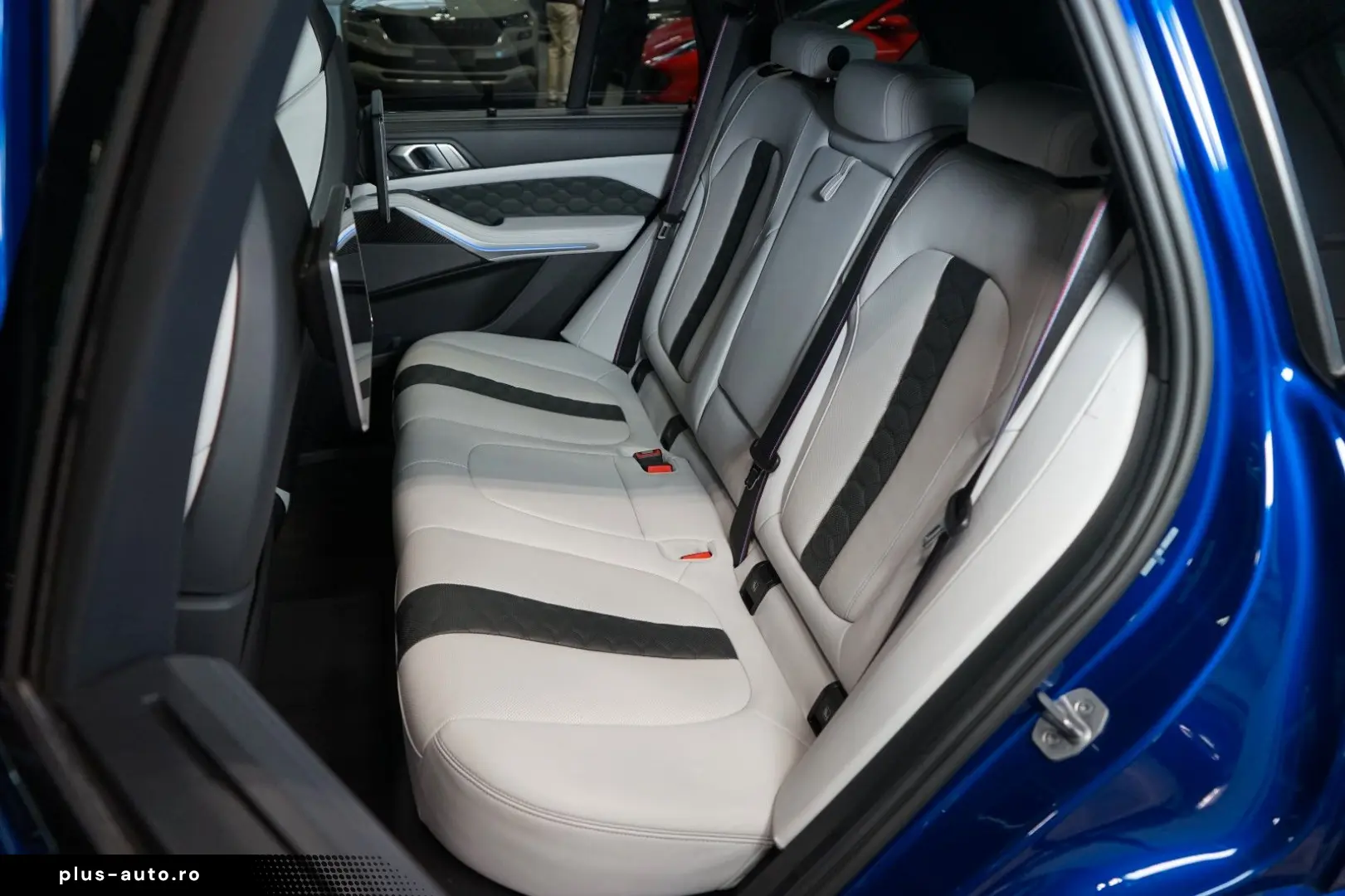 M COMPE xDRIVE TOW WARRANTY H K 76.942€ NETTO