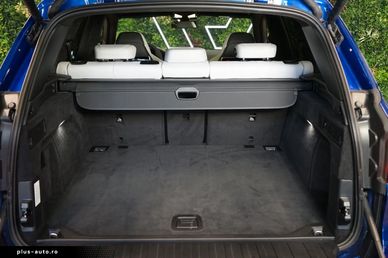 M COMPE xDRIVE TOW WARRANTY H K 76.942€ NETTO