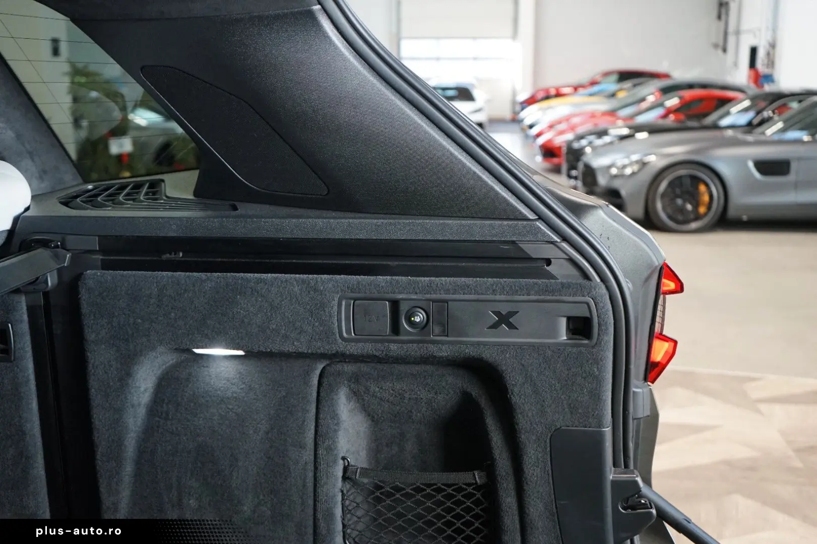 X5 M xDRIVE COMPE PANO HUD AKRAPOVIČ 77.934€NETT