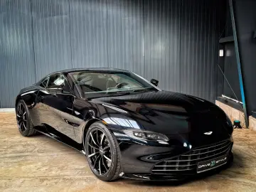 V8 Vantage   Ultramarine Black   Perf.   Eleg.