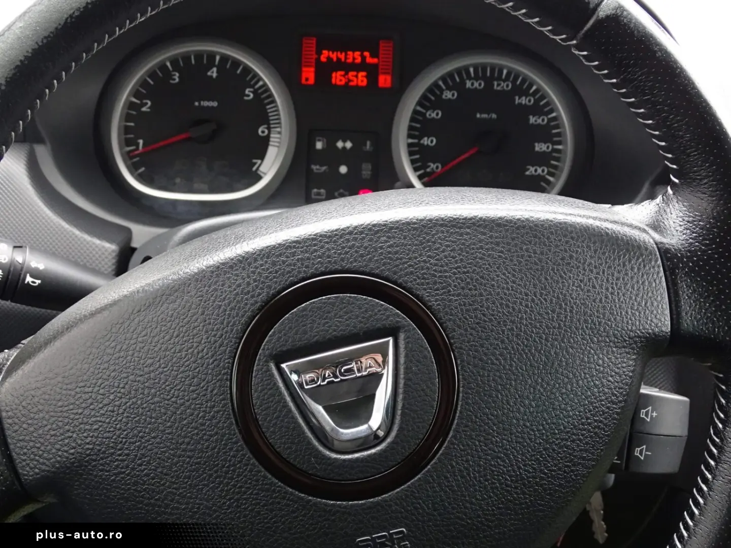 DACIA DUSTER 1.5 DCI 2012 EURO 5