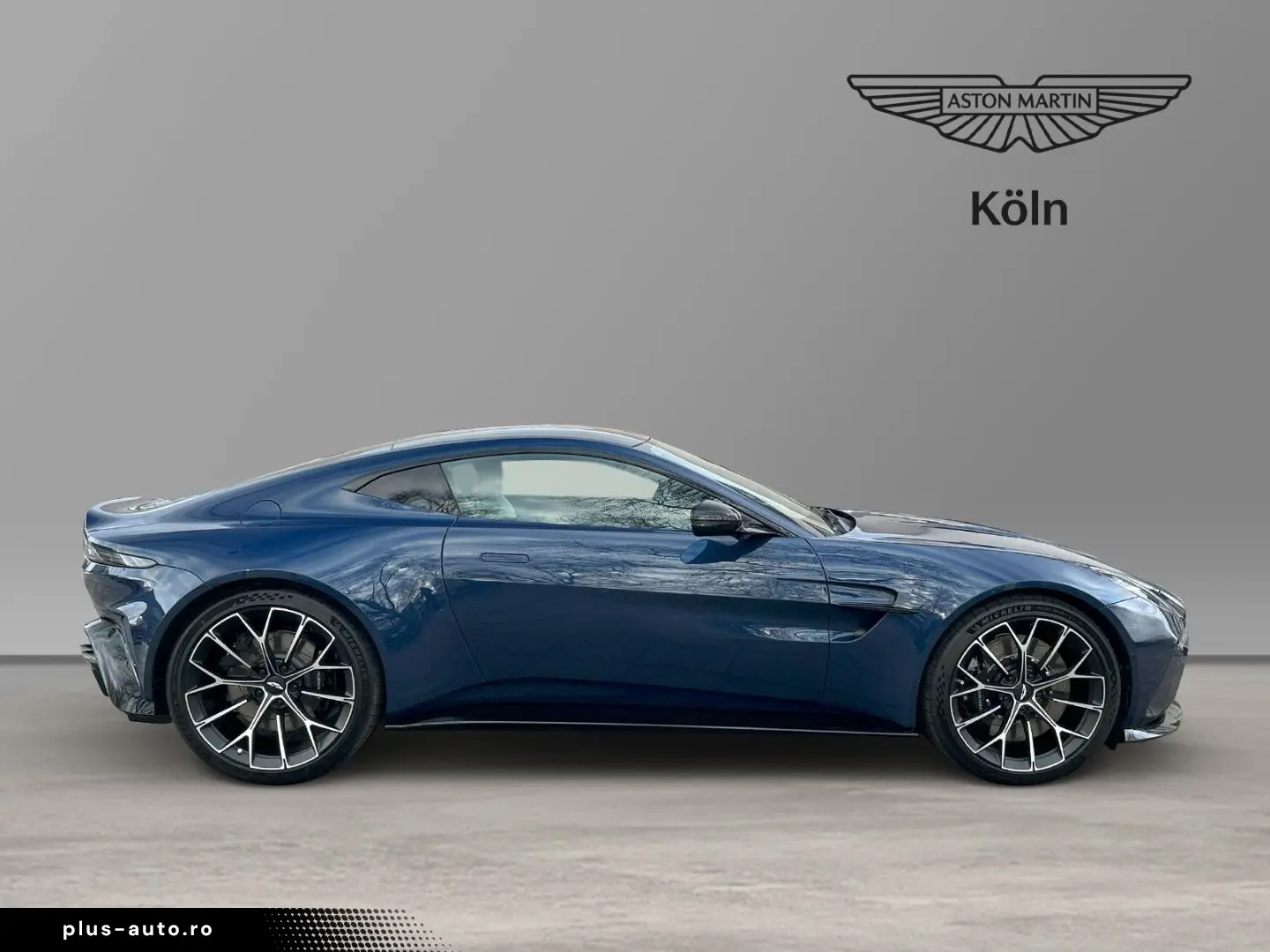 Vantage Seychelles Blue Bowers & Wilkins