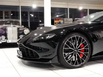 V8 Vantage F1 Edition CeramicBrakes Carbon Alcan