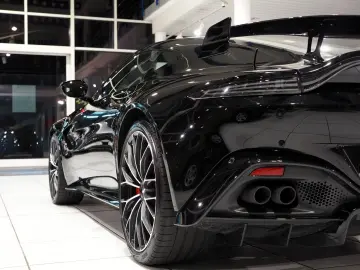 V8 Vantage F1 Edition CeramicBrakes Carbon Alcan