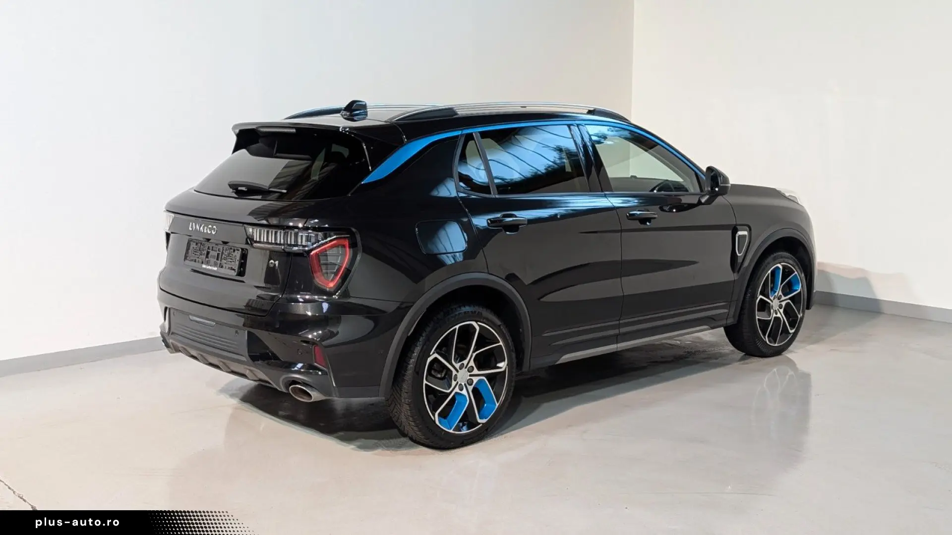 01 1.5 eHybrid AID 360 KAM PANO CARPLAY