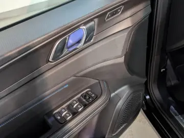 01 1.5 eHybrid AID 360 KAM PANO CARPLAY