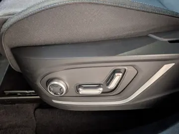 01 1.5 eHybrid AID 360 KAM PANO CARPLAY