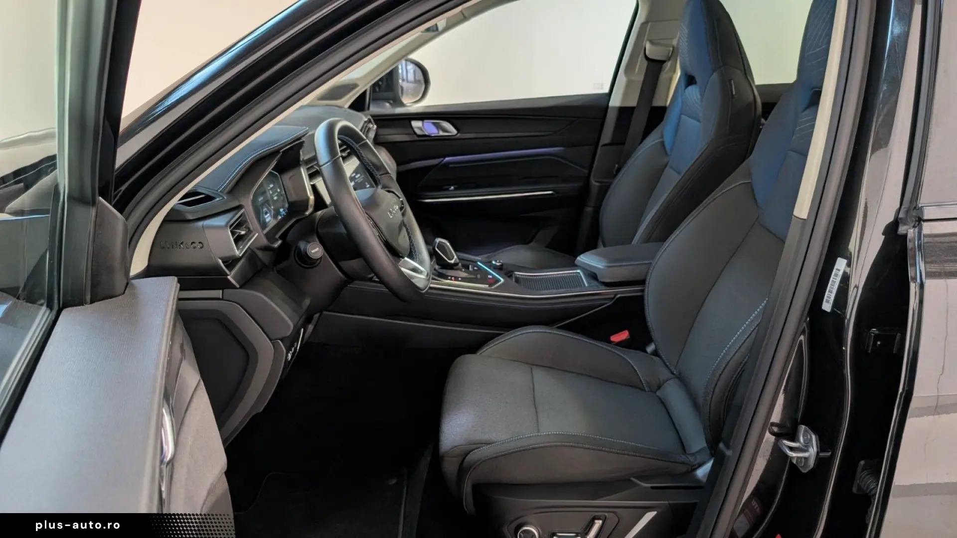 01 1.5 eHybrid AID 360 KAM PANO CARPLAY