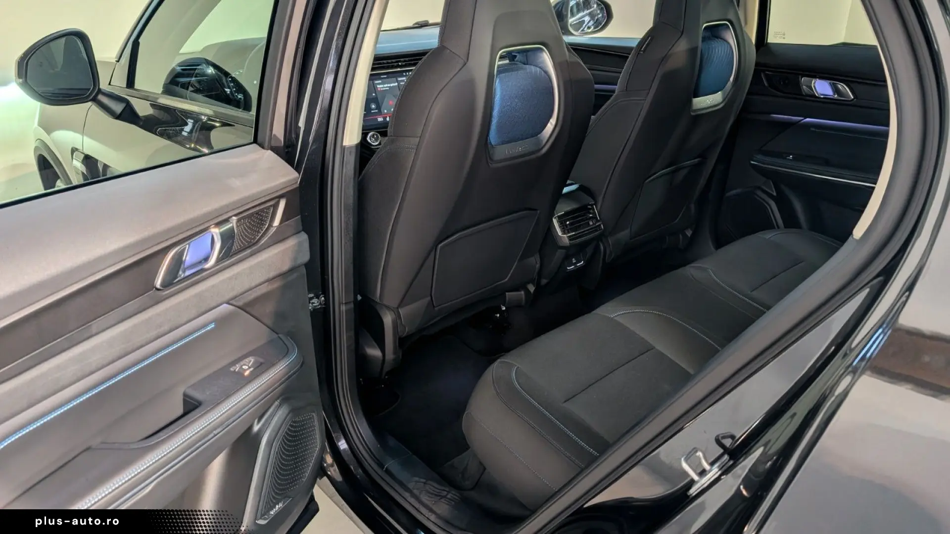 01 1.5 eHybrid AID 360 KAM PANO CARPLAY