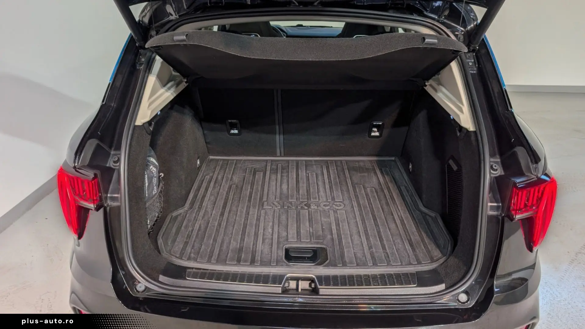 01 1.5 eHybrid AID 360 KAM PANO CARPLAY