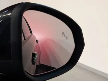 01 1.5 eHybrid AID 360 KAM PANO CARPLAY